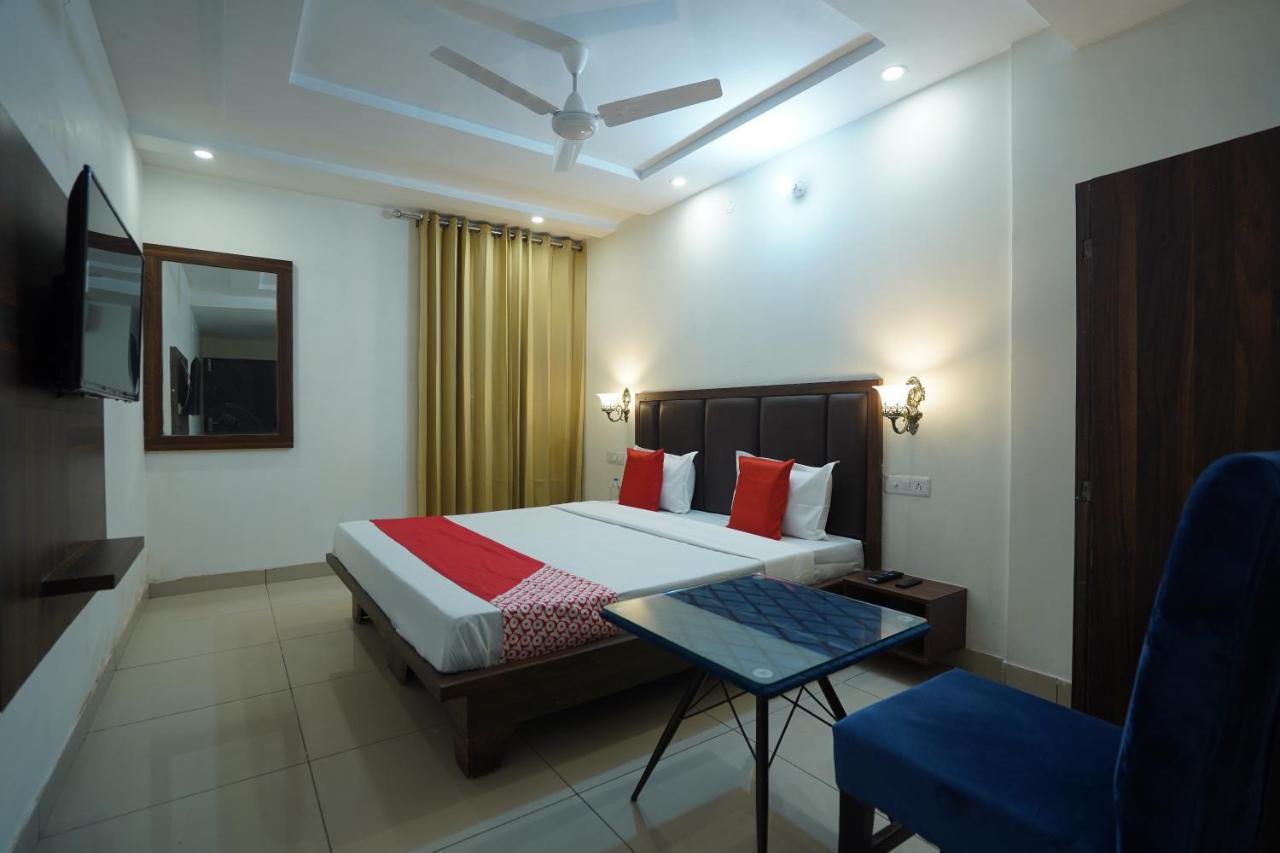 OYO 86335 Hotel Grey Orchid Ludhiana Exterior foto
