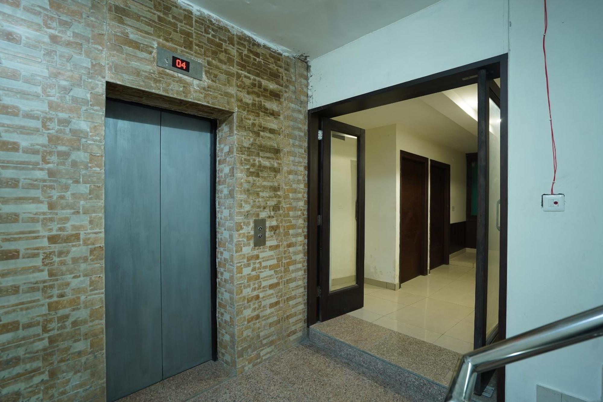 OYO 86335 Hotel Grey Orchid Ludhiana Exterior foto